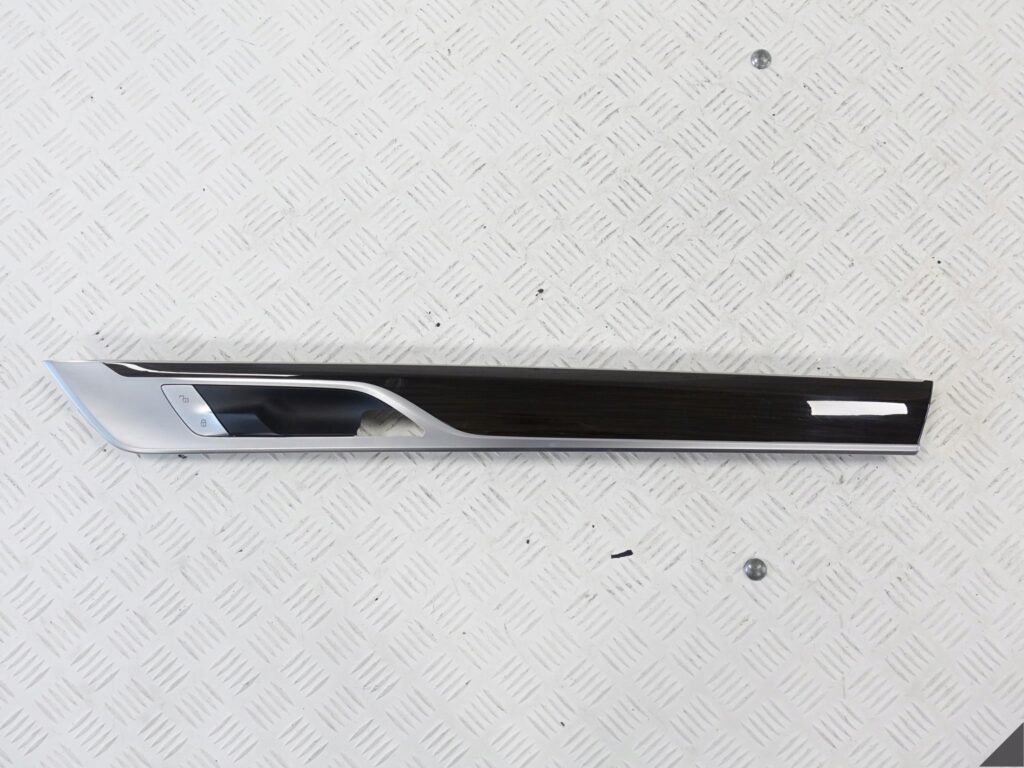 BMW 7 G11 G12 ZIERLEISTE RECHTS VORNE